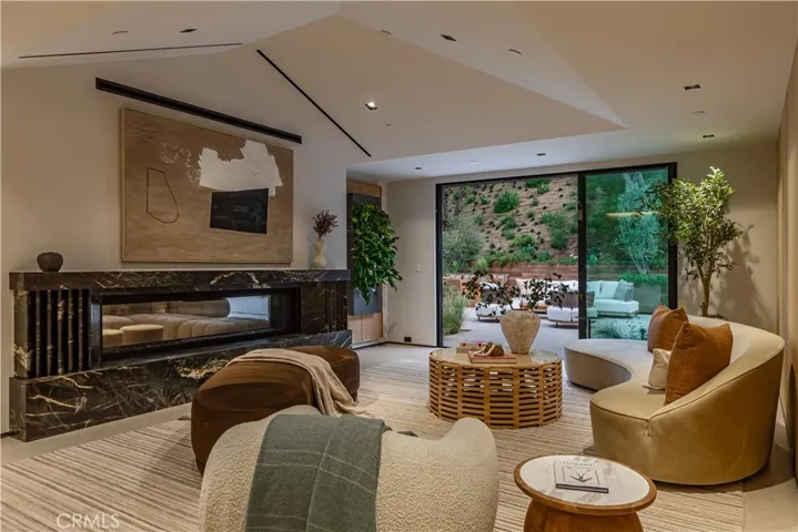 3187 Oakdell, Studio City, California 91604