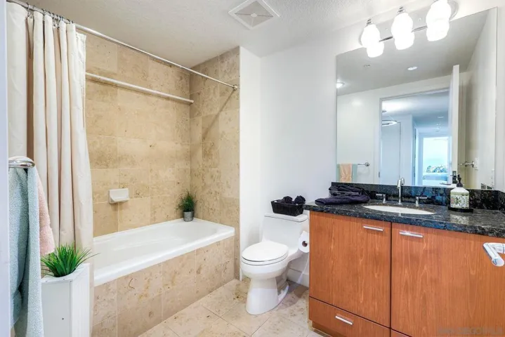 1199 Pacific Hwy 1805, San Diego, California 92101