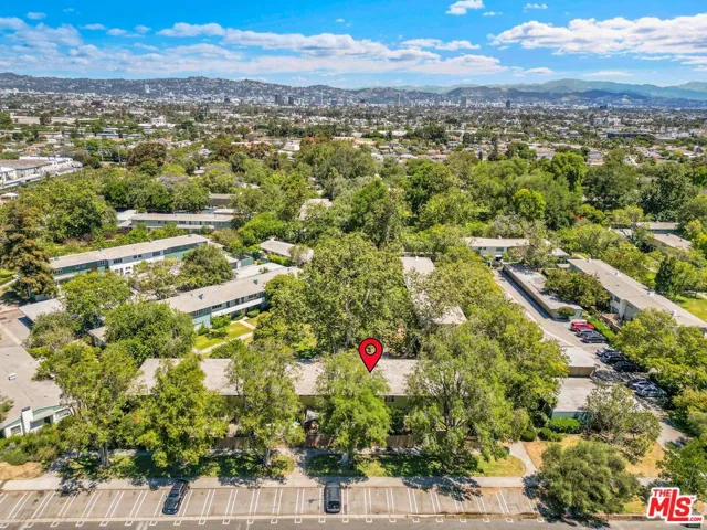 5516 Village Green, Los Angeles, California 90016