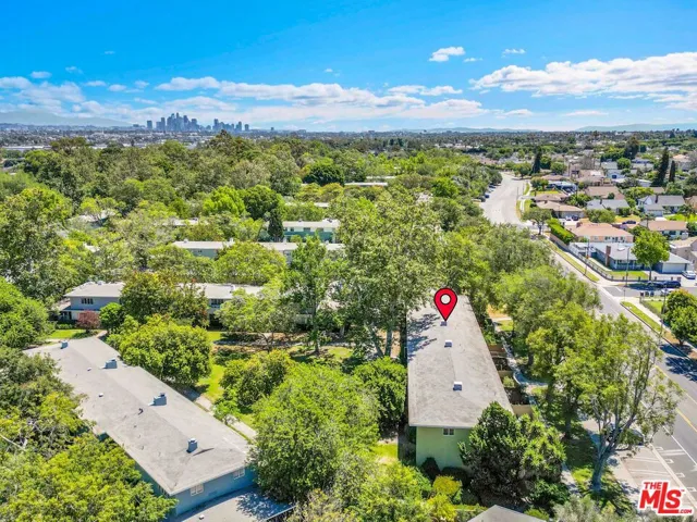 5516 Village Green, Los Angeles, California 90016