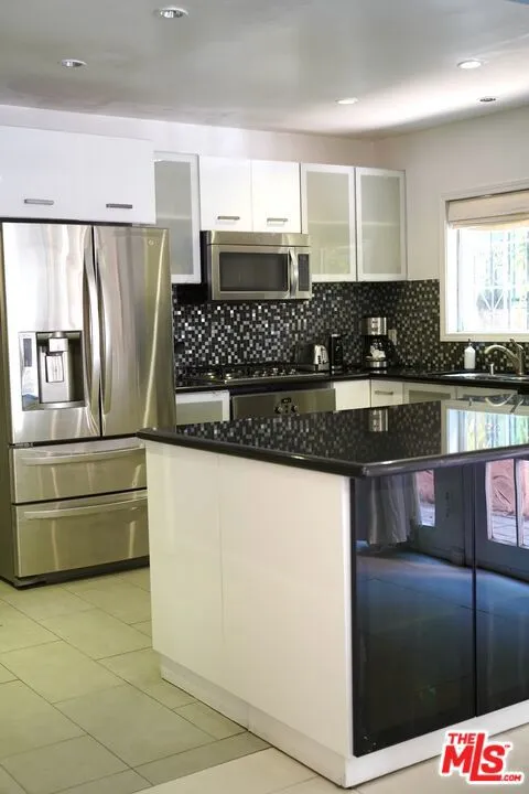 137 S Rexford Drive 1, Beverly Hills, California 90212 — photo 4