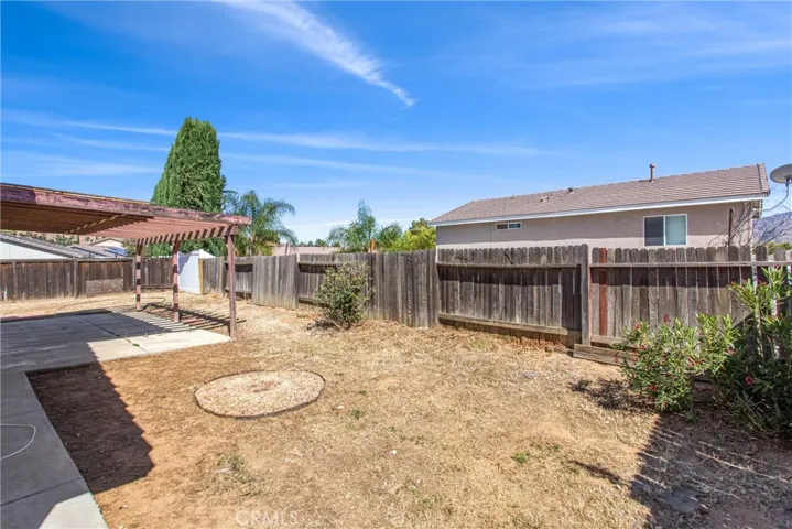 5024 Meadow Way, Banning, California 92220