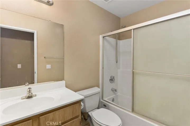 5024 Meadow Way, Banning, California 92220