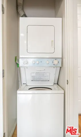 3061 W 12th Place 308, Los Angeles, California 90006