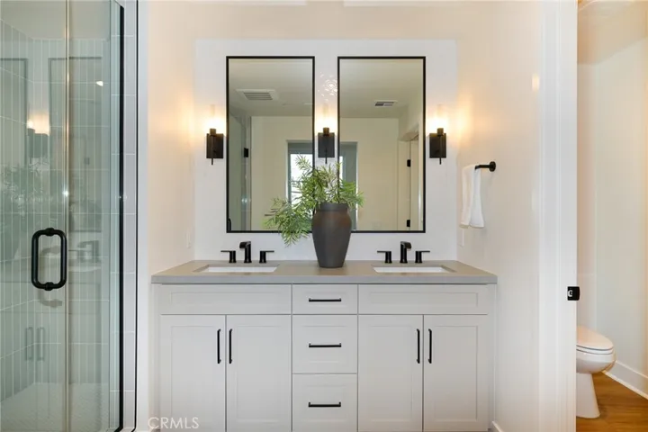 414 Main 400, Huntington Beach, California 92648