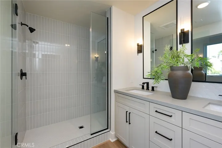 414 Main 400, Huntington Beach, California 92648