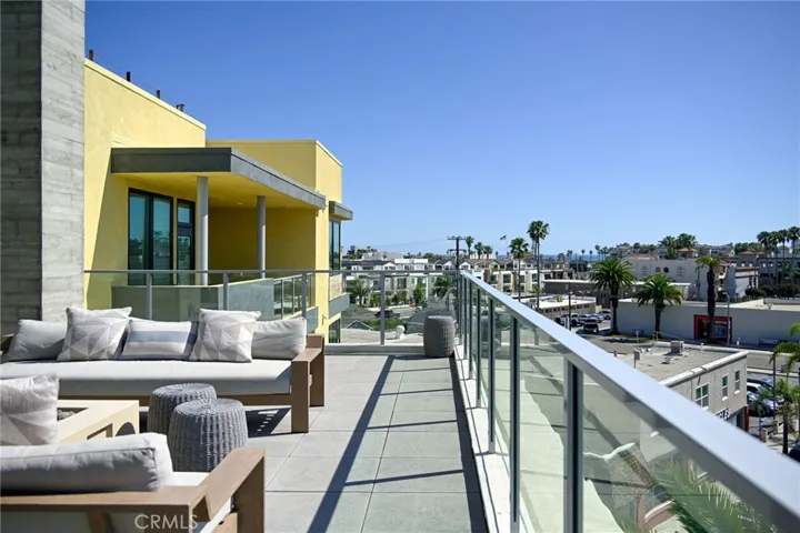 414 Main 400, Huntington Beach, California 92648