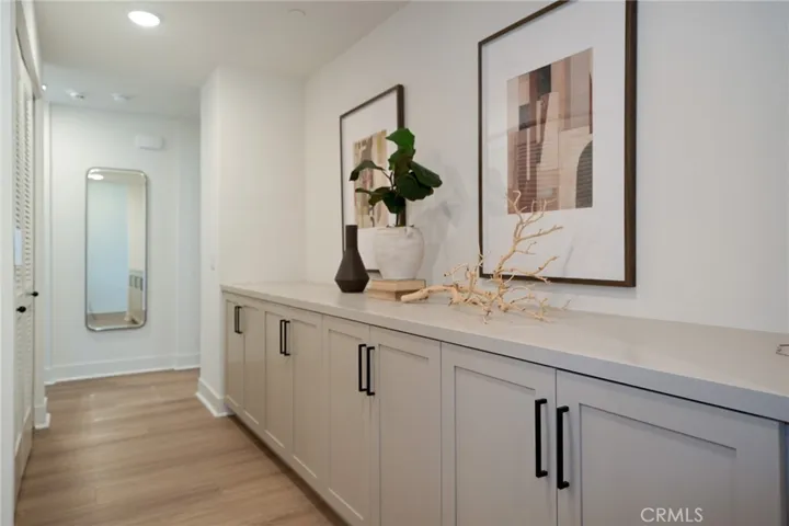 414 Main 400, Huntington Beach, California 92648