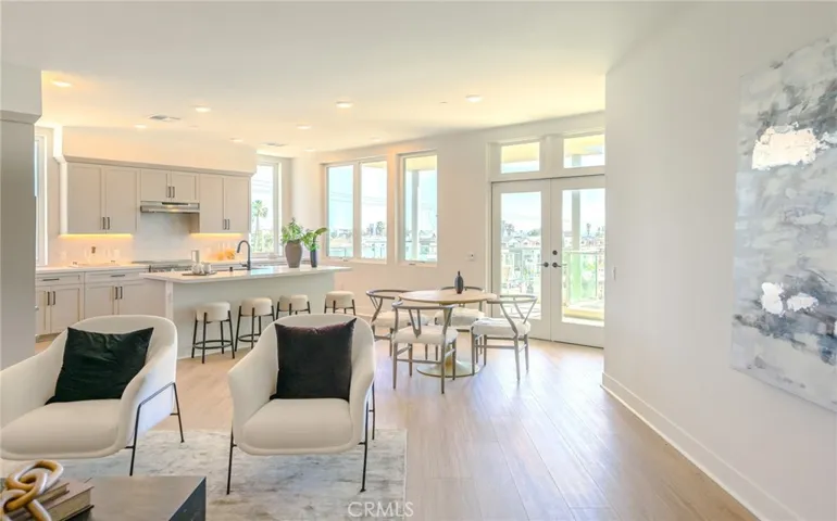 414 Main 400, Huntington Beach, California 92648