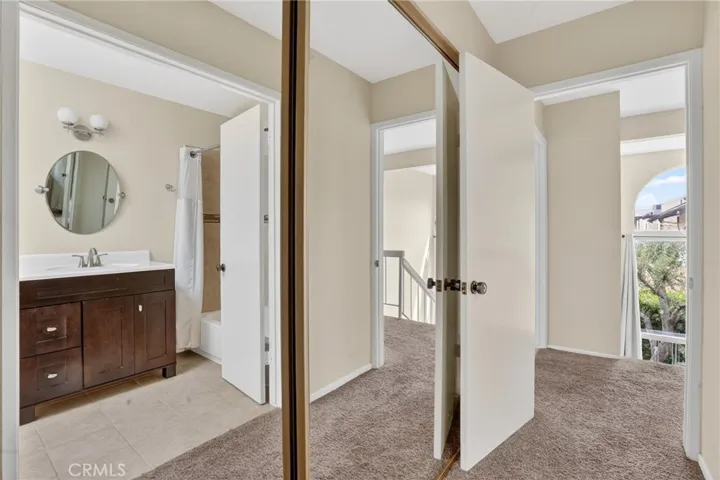 5267 Coldwater Canyon Ave B, Sherman Oaks, California 91401