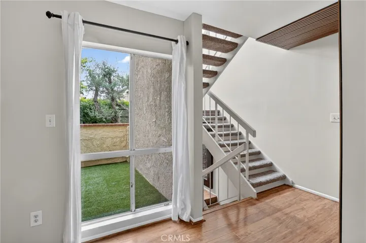 5267 Coldwater Canyon Ave B, Sherman Oaks, California 91401