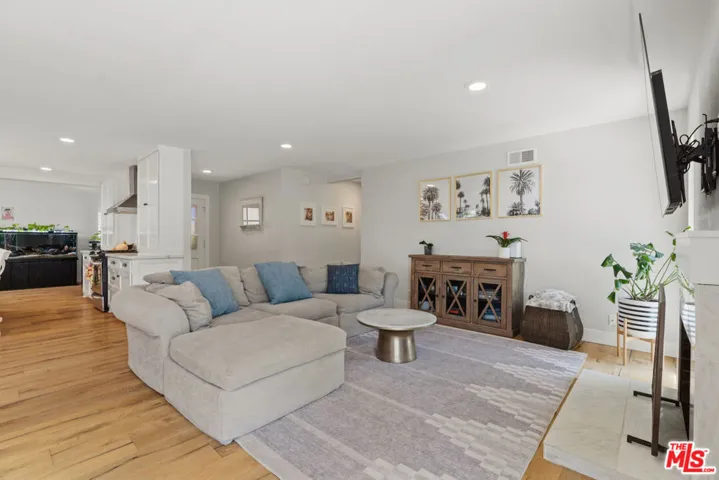7022 Lofty Grove Drive, Rancho Palos Verdes, California 90275