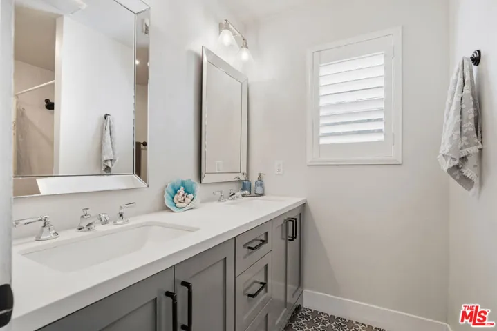 7022 Lofty Grove Drive, Rancho Palos Verdes, California 90275