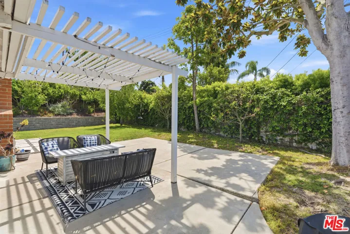 7022 Lofty Grove Drive, Rancho Palos Verdes, California 90275