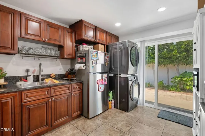07-Kitchen