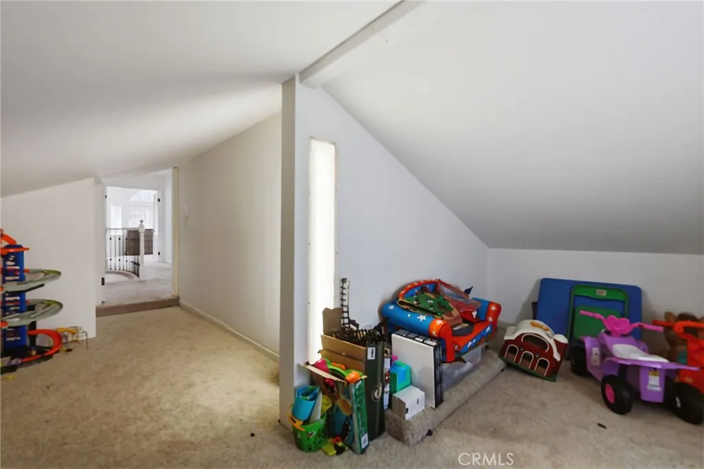 Upstairs Bonus Room