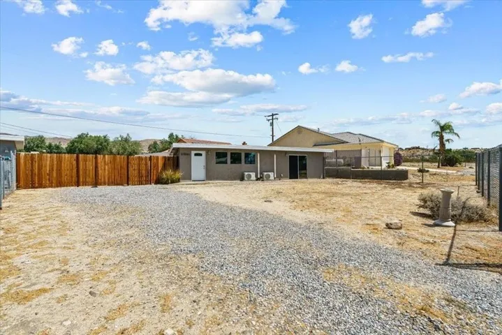 04-67684 San Tomas St-20 (1)