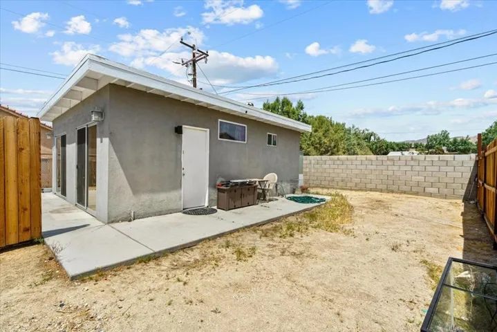 25-67684 San Tomas St -9