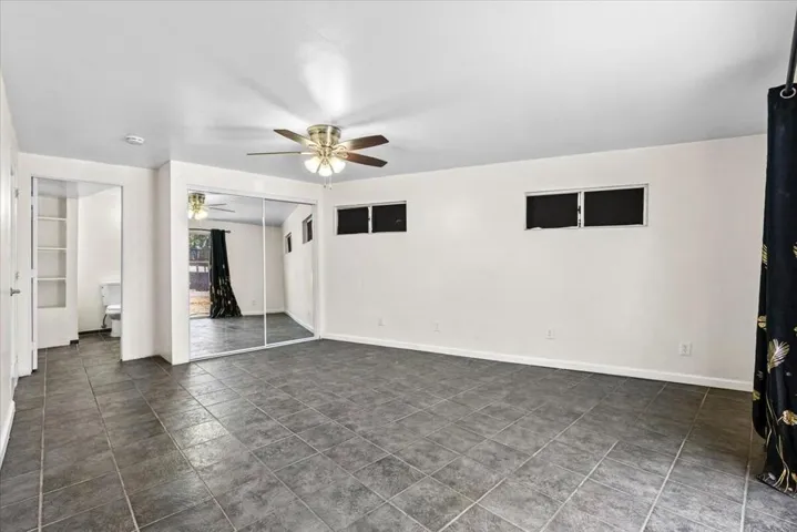14-67684 San Tomas St-11