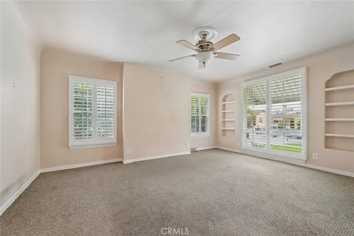 423 Raymond Avenue, Glendale, California 91201