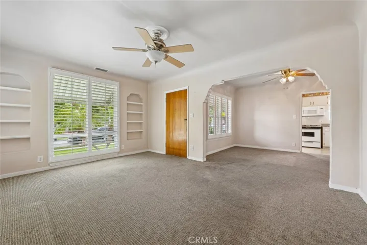 423 Raymond Avenue, Glendale, California 91201