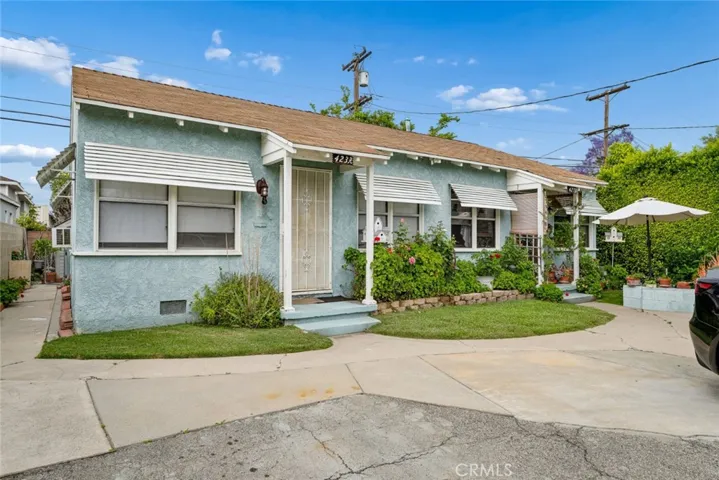 423 Raymond Avenue, Glendale, California 91201
