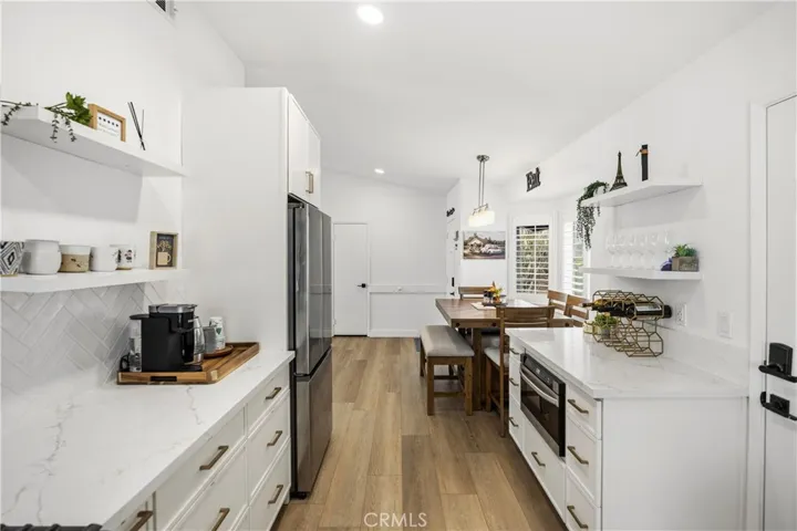 42370 Cosmic, Temecula, California 92592