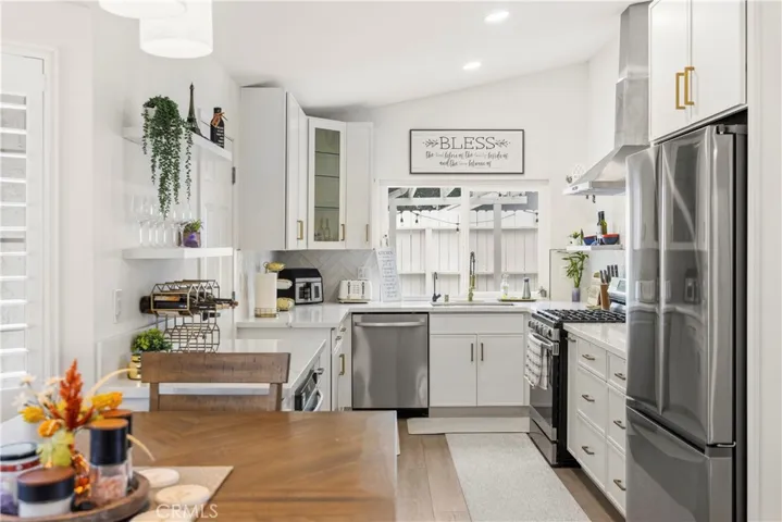 42370 Cosmic, Temecula, California 92592