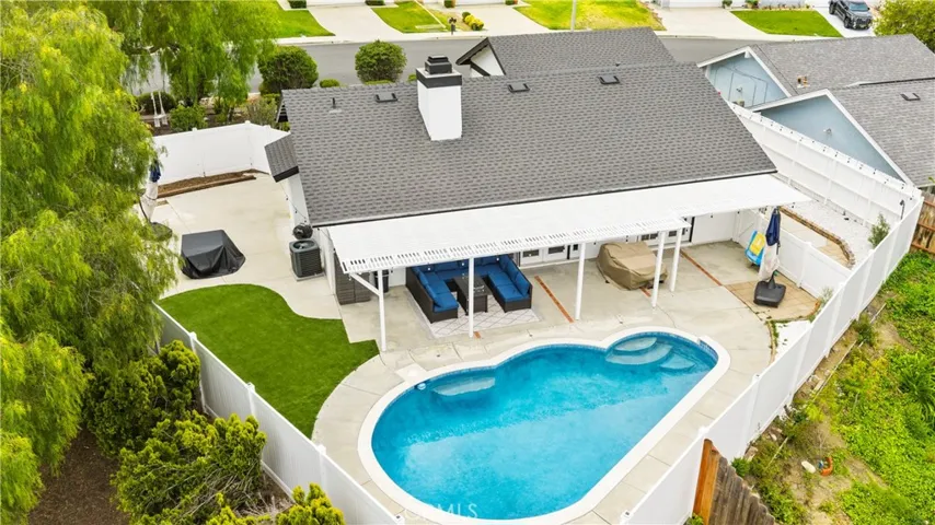 42370 Cosmic, Temecula, California 92592