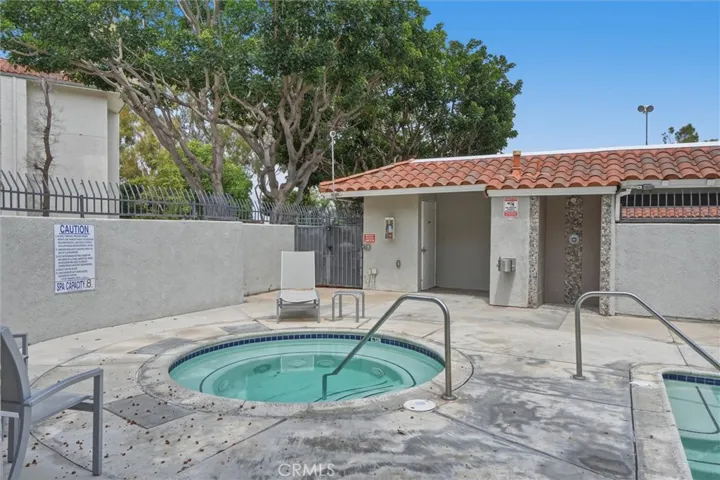 220 Lemon Grove, Irvine, California 92618