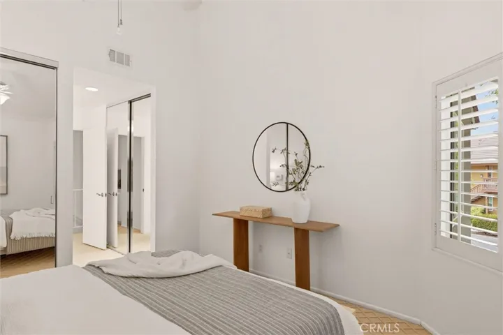 220 Lemon Grove, Irvine, California 92618