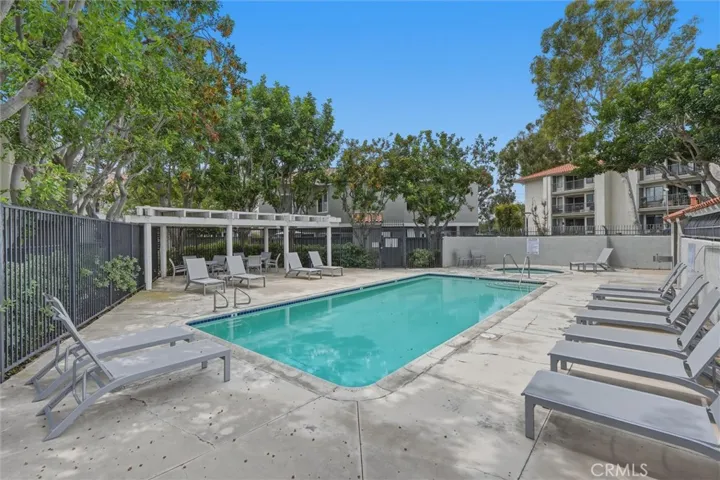 Community Pool & Spa