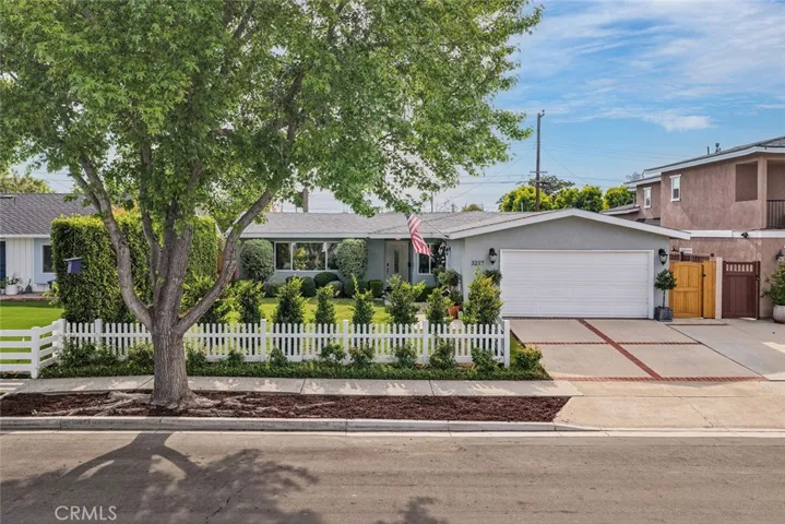 3217 Montana, Costa Mesa, California 92626