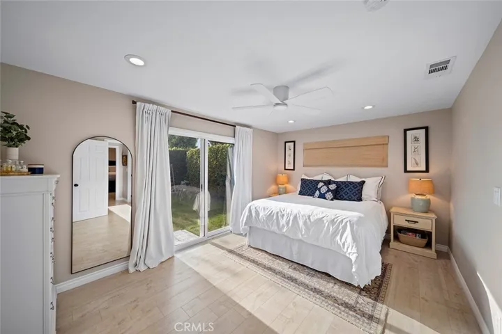 3217 Montana, Costa Mesa, California 92626