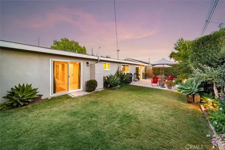3217 Montana, Costa Mesa, California 92626