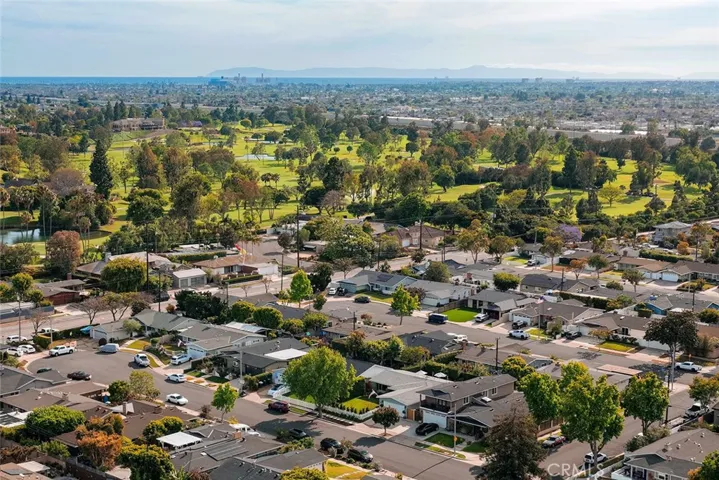 3217 Montana, Costa Mesa, California 92626