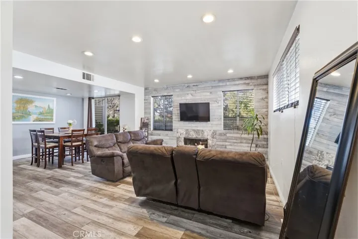 517 Orange Grove, Pasadena, California 91103