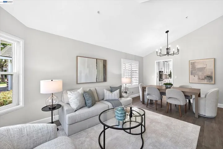 GRAND FORMAL LIVING ROOM