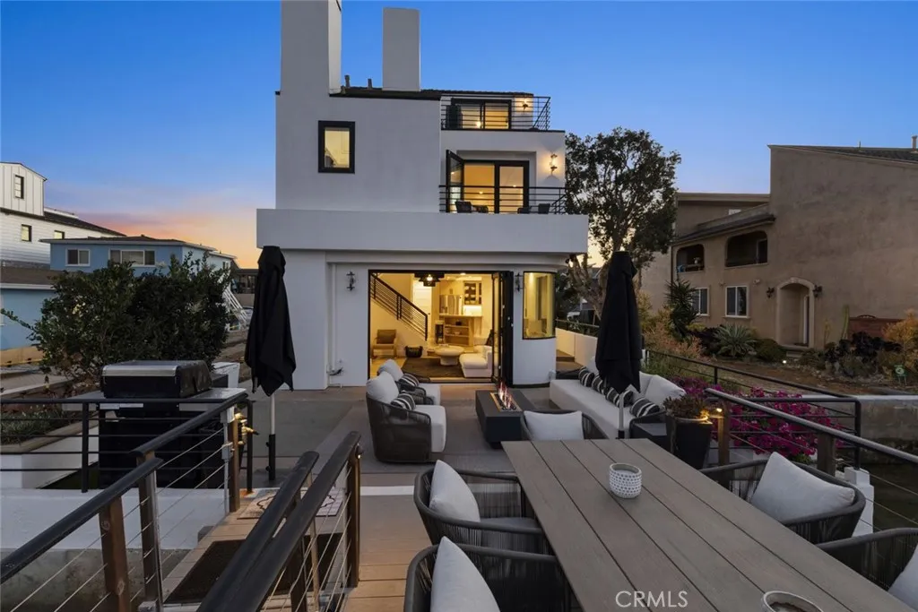 Ocean view unit