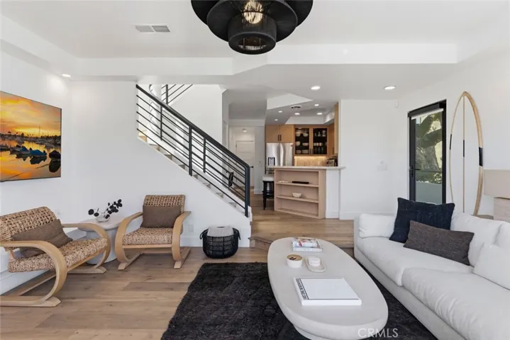 Bay side unit
