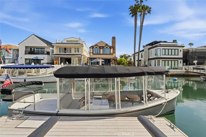 Bay side unit