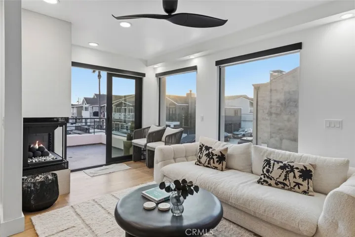Ocean view unit