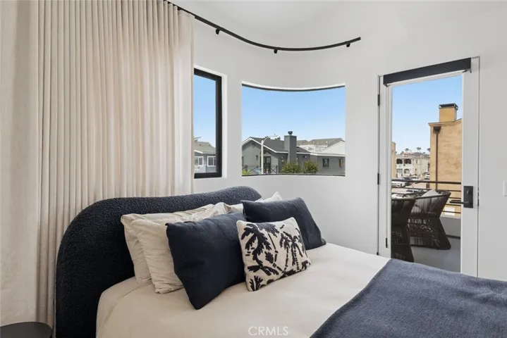 Ocean view unit