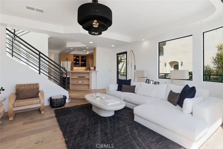 Bay side unit