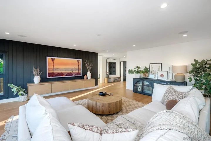2980 Nichols St, San Diego, California 92106
