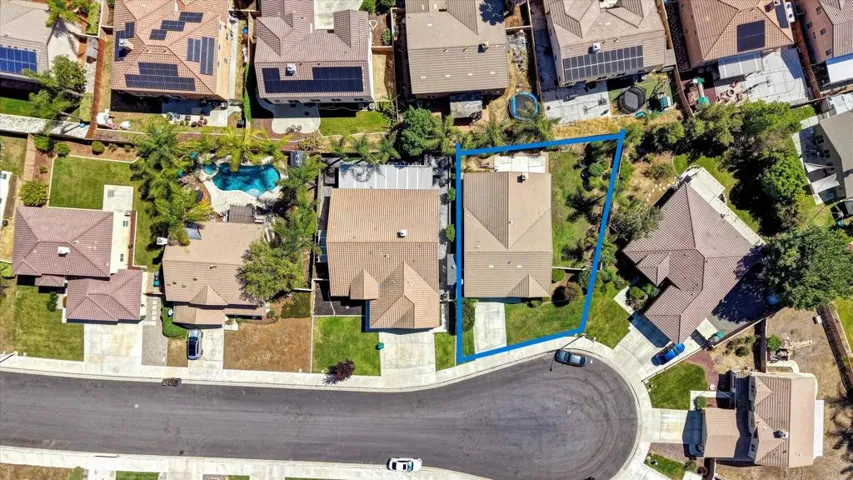 36-33166 Aquamarine Cir-36