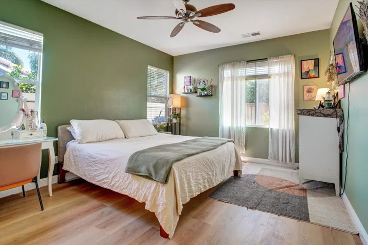 15-33166 Aquamarine Cir-15