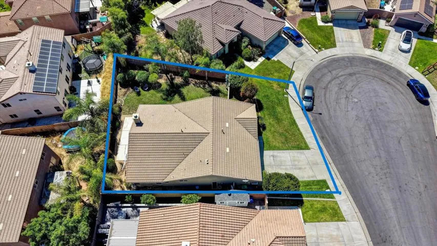 39-33166 Aquamarine Cir-39