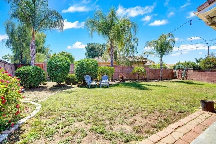 28-33166 Aquamarine Cir-28