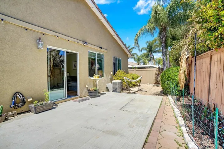 27-33166 Aquamarine Cir-27